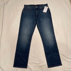 NWT - Lucky Brand Jeans 223 Straight Size: W33 L32